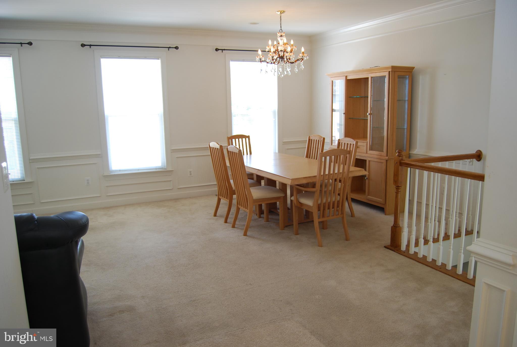 8101 Hard Shale Road Manassas, VA 20111 - Photo 8 of 30 Dining Room
