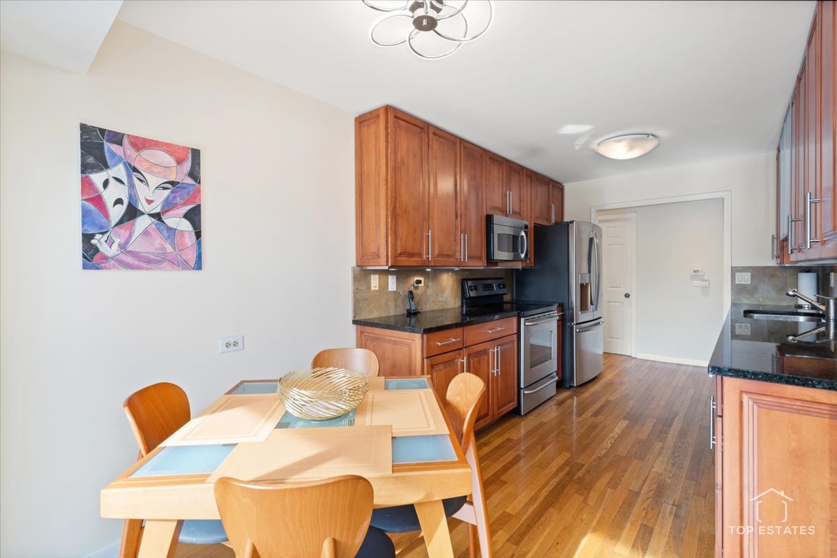 3860 Mission Hills Road, Unit 214 Northbrook, IL 60062 - Photo 23 of 44 Gallery Image 23