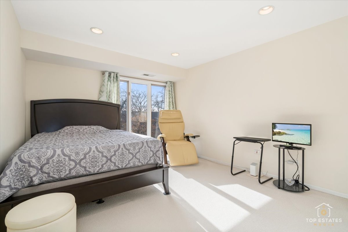 3860 Mission Hills Road, Unit 214 Northbrook, IL 60062 - Photo 33 of 44 Gallery Image 33