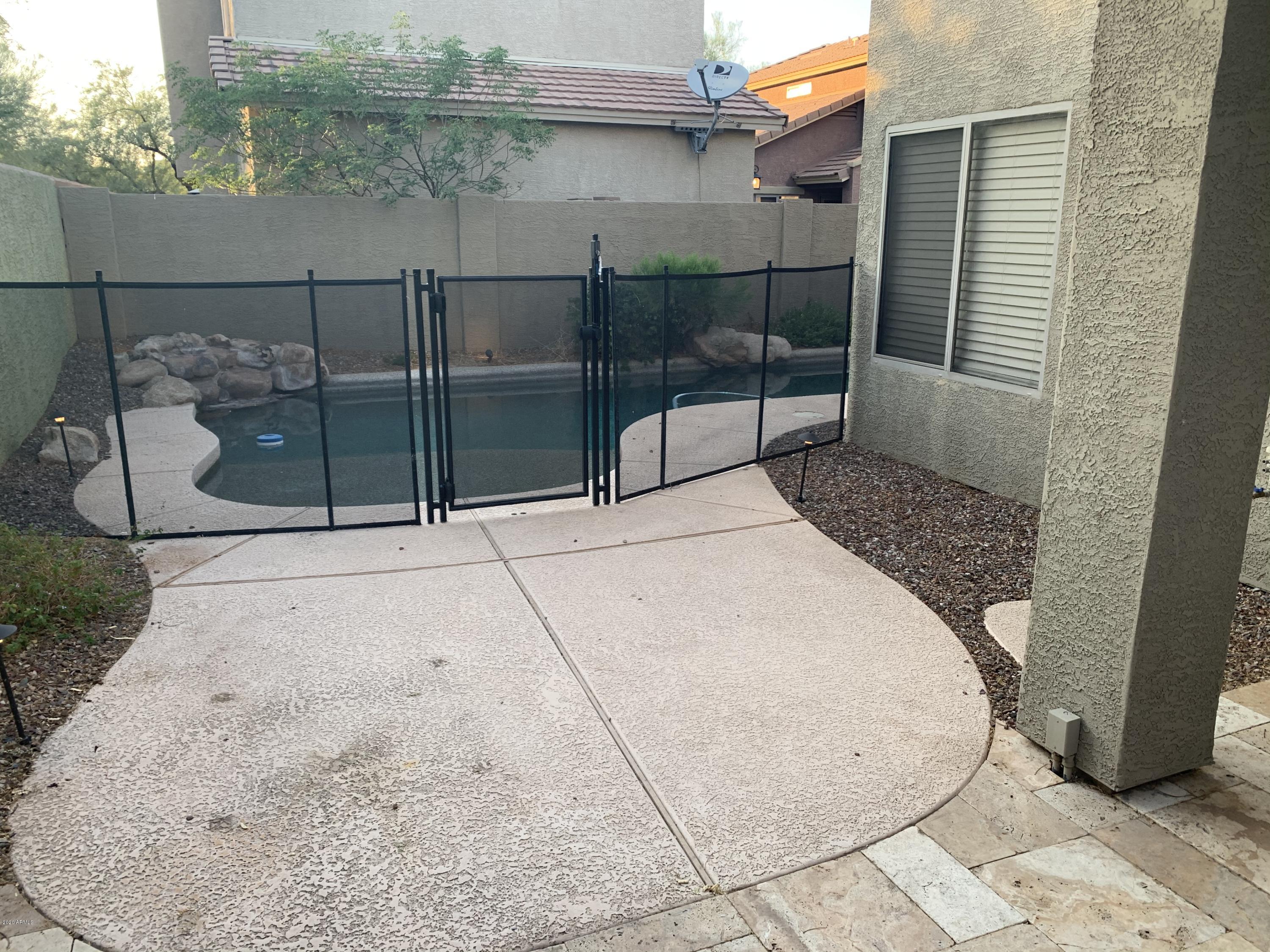 21842 North 40th Place Phoenix, AZ 85050 - Photo 33 of 42 a view of a backyard