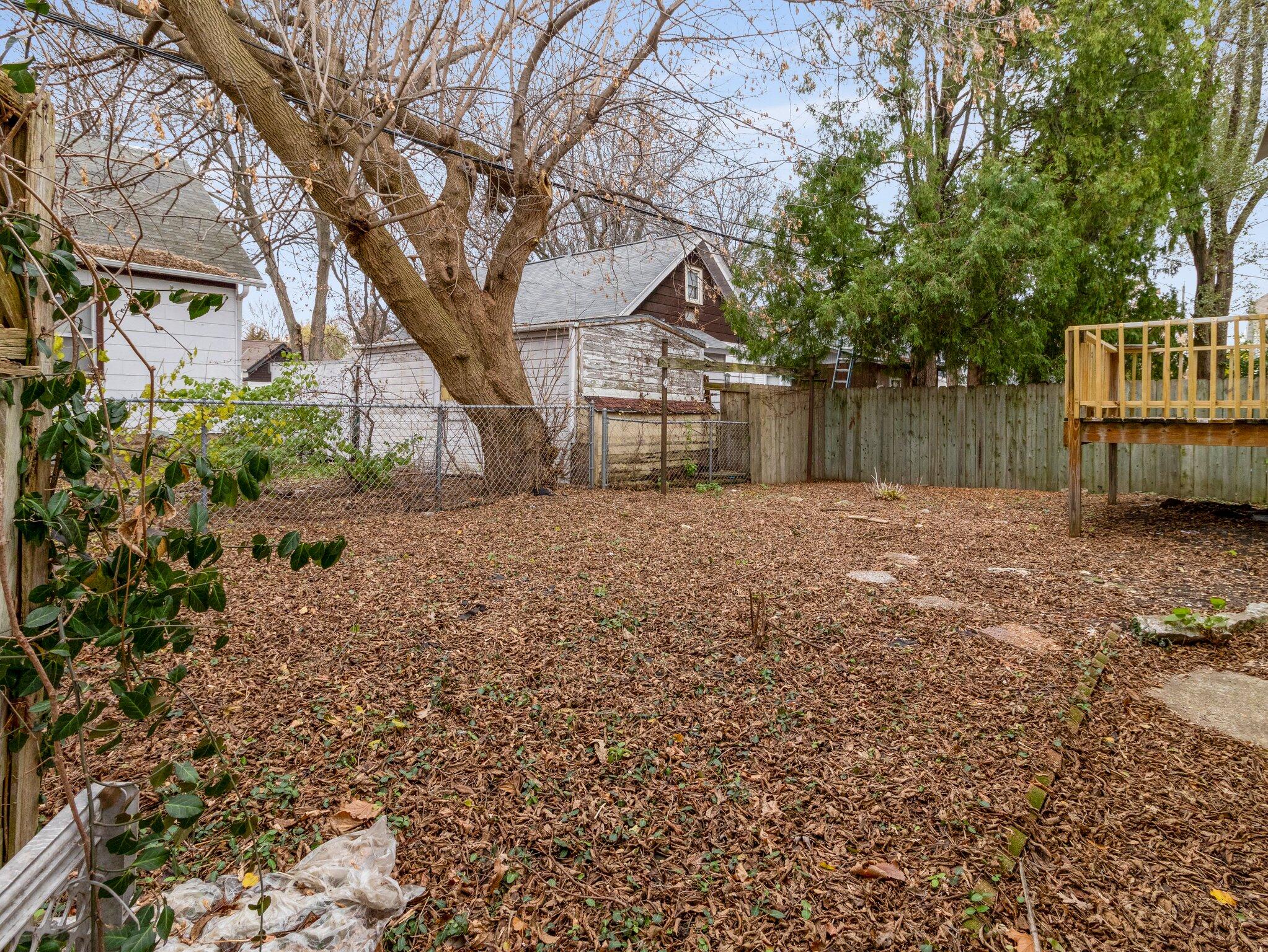 1335 North Hawley Road Milwaukee, WI 53208 - Photo 34 of 39 32-web-or-mls-IMG_1064