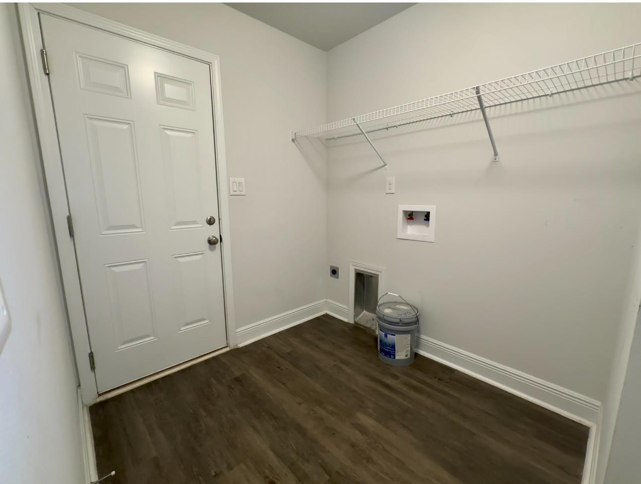 2481 Cherrywood Drive Foley, AL 36535 - Photo 17 of 36 Laundry