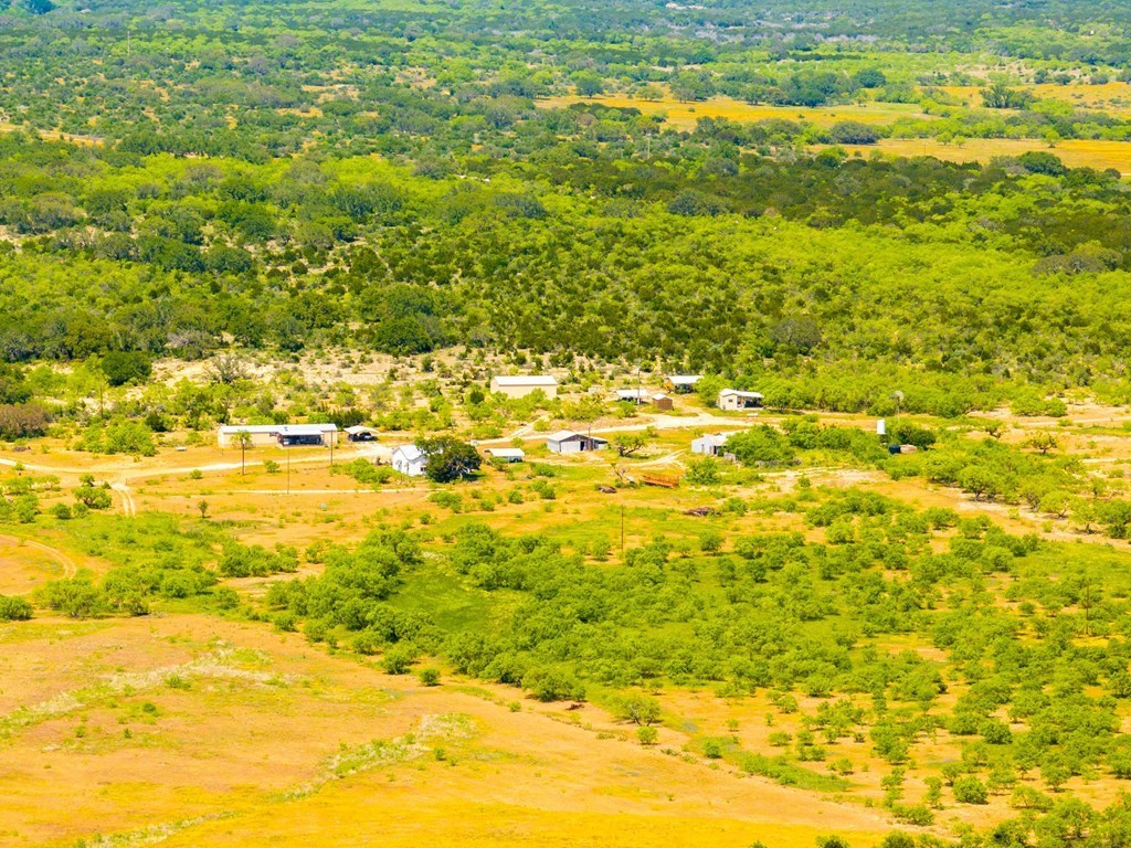 12757 State Highway Hext, TX 76848 - Photo 21 of 70