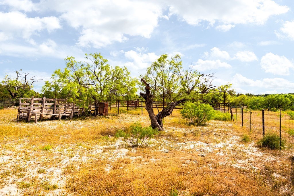 12757 State Highway Hext, TX 76848 - Photo 33 of 70