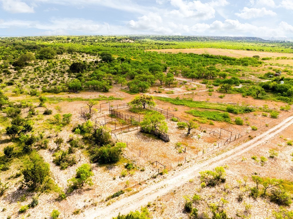 12757 State Highway Hext, TX 76848 - Photo 39 of 70