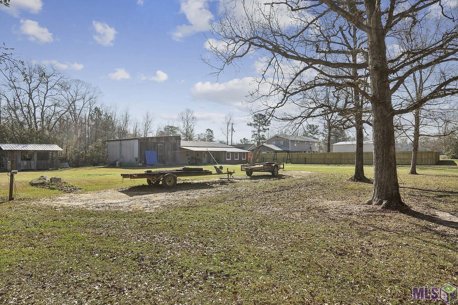20224 Riverside Road Springfield, LA 70462 - Photo 2 of 15