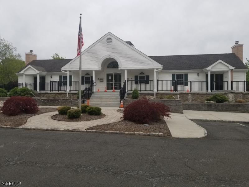 16 Alexandria Way Bernards, NJ 07920 - Photo 11 of 12