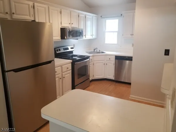 $2,675 | 16 Alexandria Way, Bernards, NJ 07920