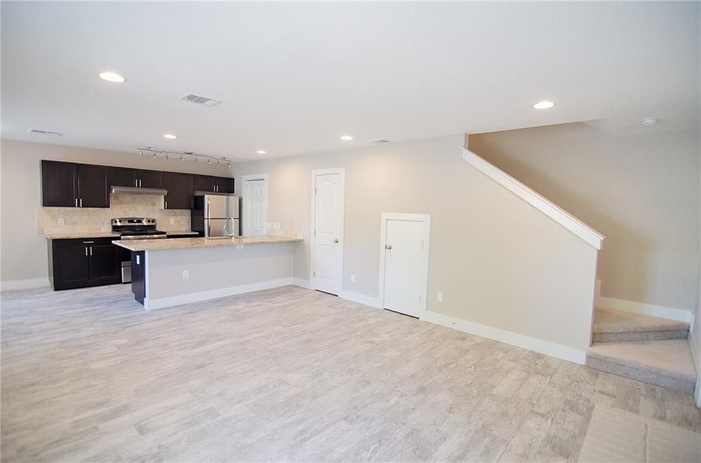 11901 Alpheus Avenue, Unit B Austin, TX 78759 - Photo 8 of 20 Picture from previous listing.