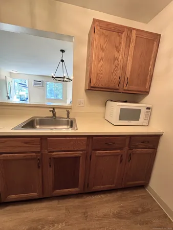 $2,300 | 2 A Jeanette Street, Unit 43, Danbury, CT 06811
