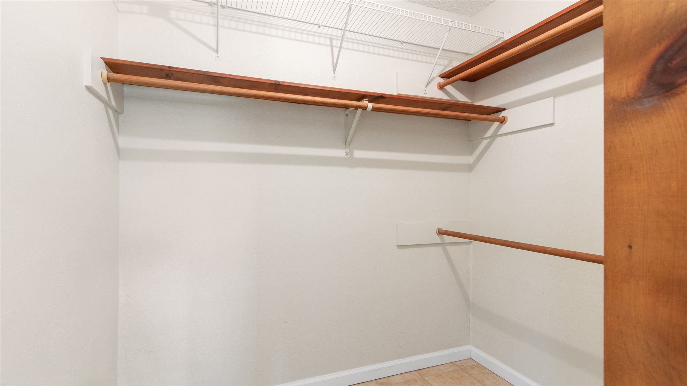 2915 Cemetery Road Santa Fe, TX 77517 - Photo 13 of 35 Primary walk-in closet