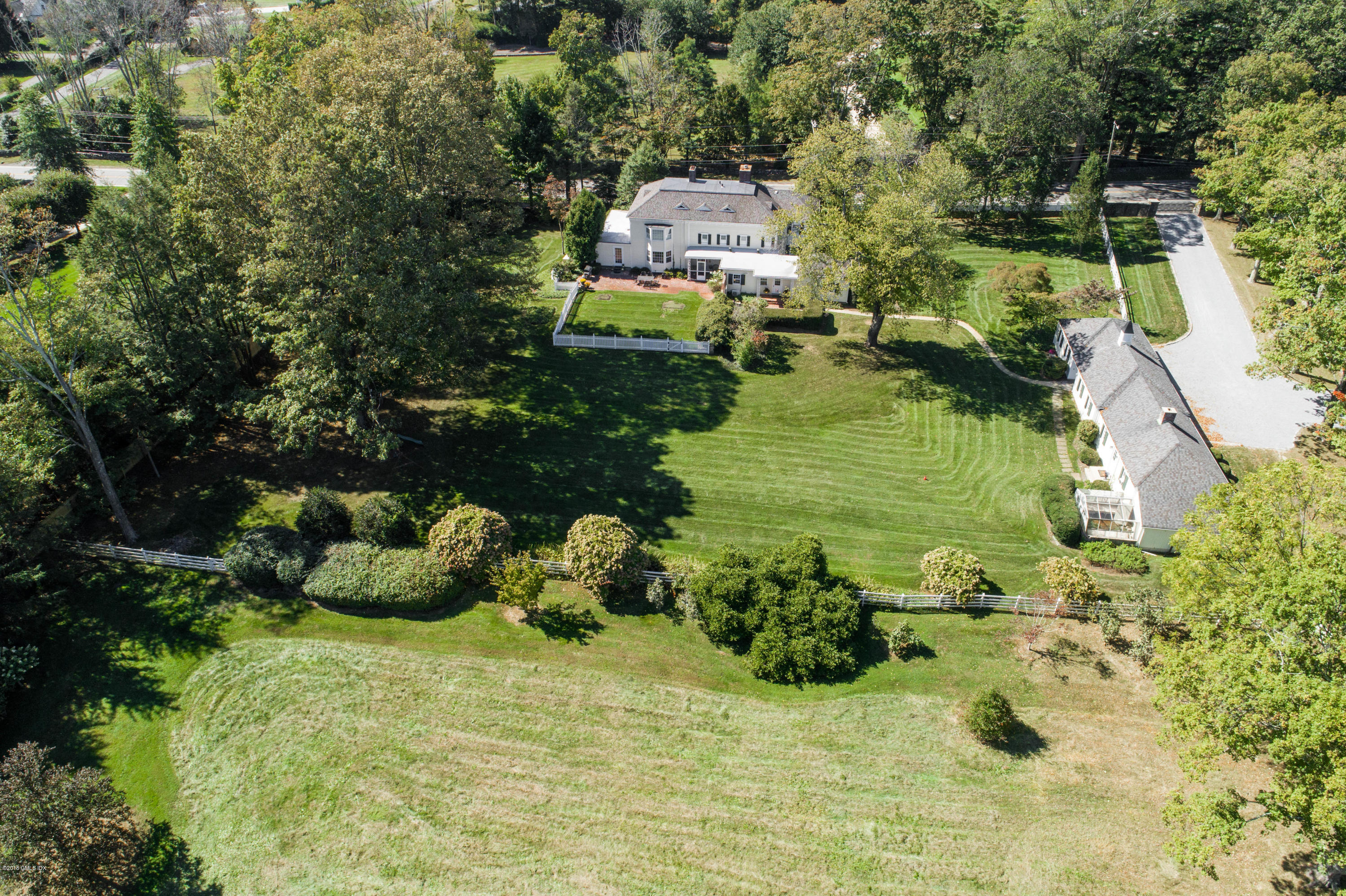 441 Round Hill Road Greenwich, CT 06831 - Photo 2 of 26 Aerial