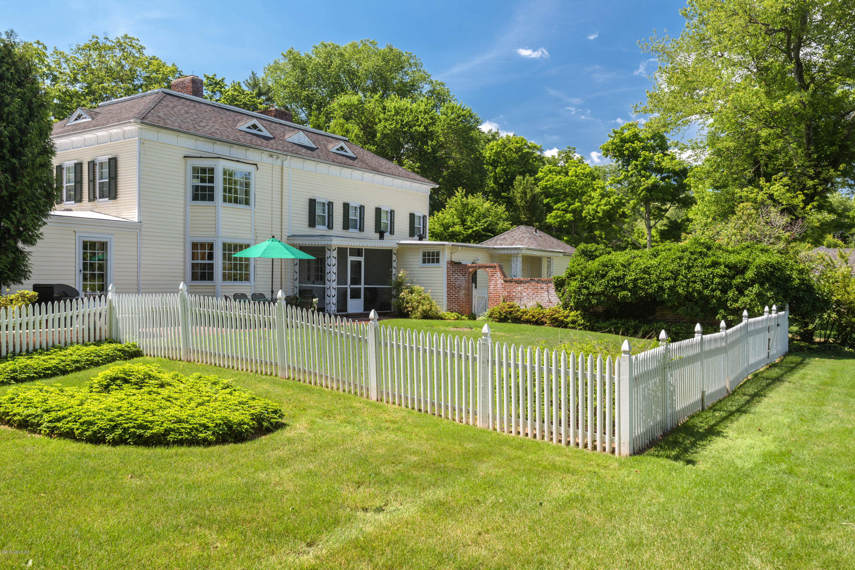 441 Round Hill Road Greenwich, CT 06831 - Photo 5 of 26 Rear Exterior