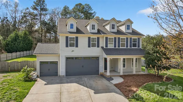 $675,000 | 2408 Labelle Drive, Waxhaw, NC 28173