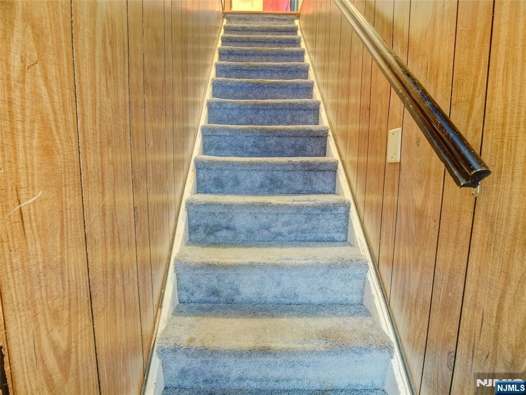 416 Jerusalem Road Scotch Plains, NJ 07076 - Photo 15 of 26 a view of entryway