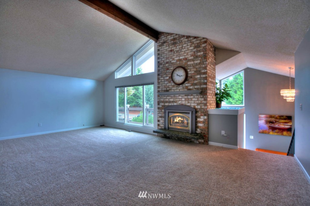 16115 Southeast 166 Street Renton, WA 98058 - Photo 2 of 22 Gallery Image 2