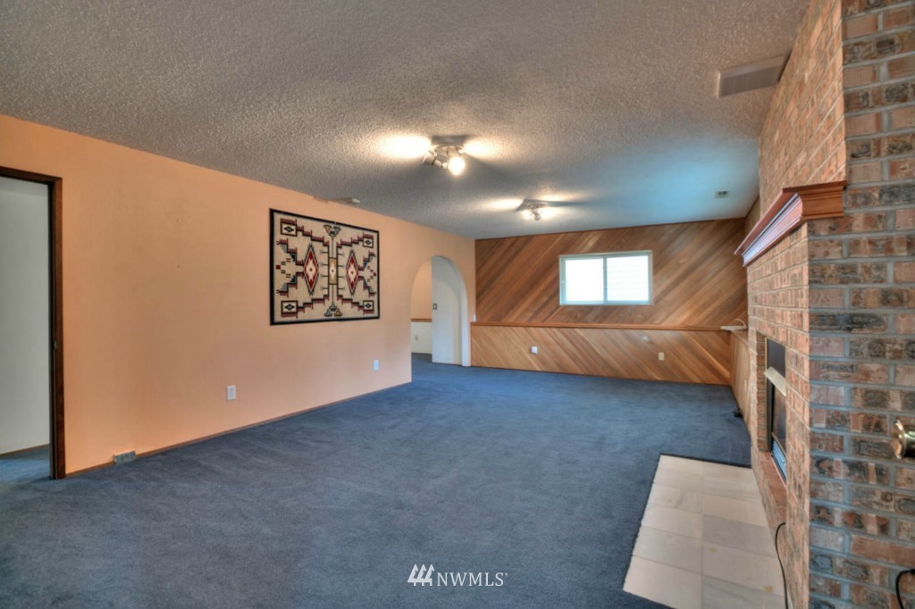 16115 Southeast 166 Street Renton, WA 98058 - Photo 11 of 22 Gallery Image 11