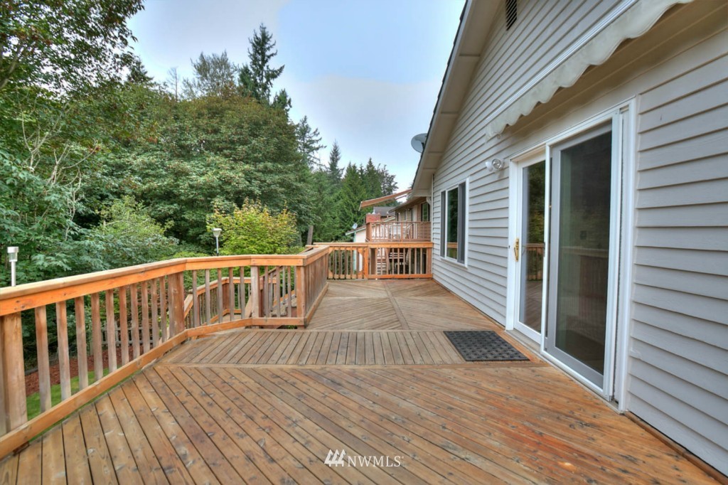 16115 Southeast 166 Street Renton, WA 98058 - Photo 16 of 22 Gallery Image 16
