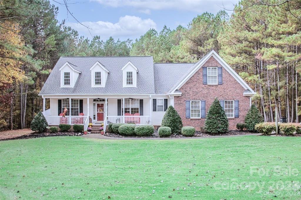 711 Sunnywood Road York, SC 29745 - Photo 1 of 29 Gallery Image 1