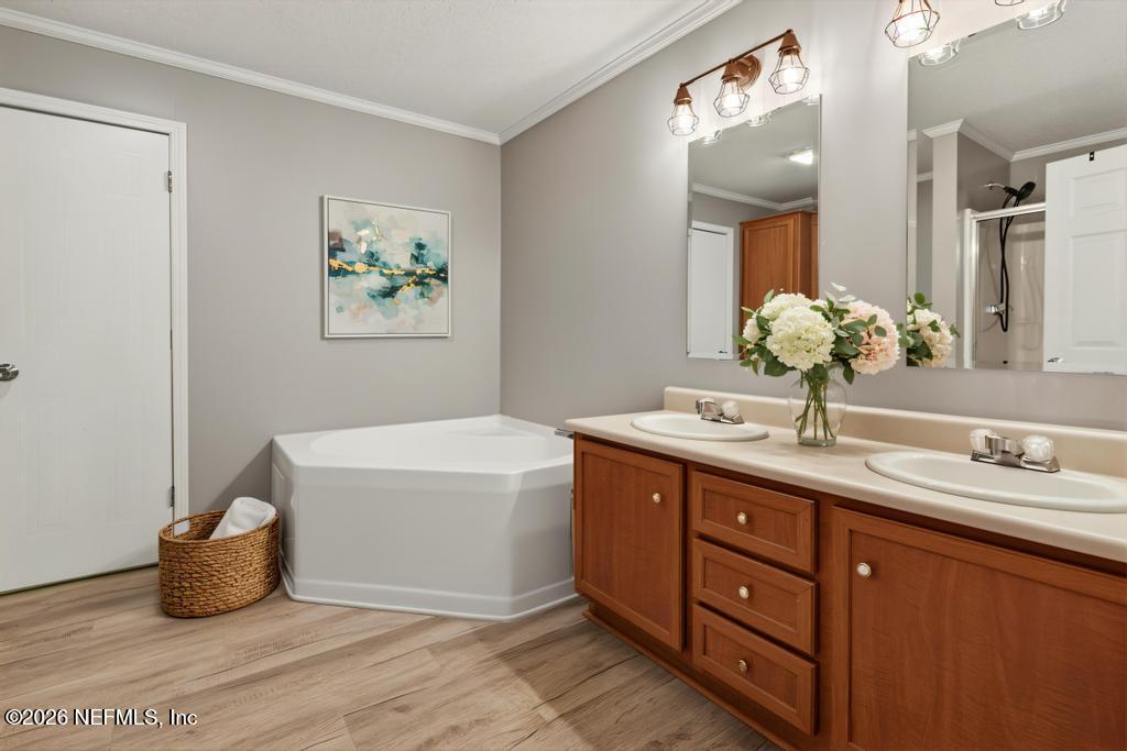 13003 Sawpit Road Jacksonville, FL 32226 - Photo 18 of 66 Primary bathroom