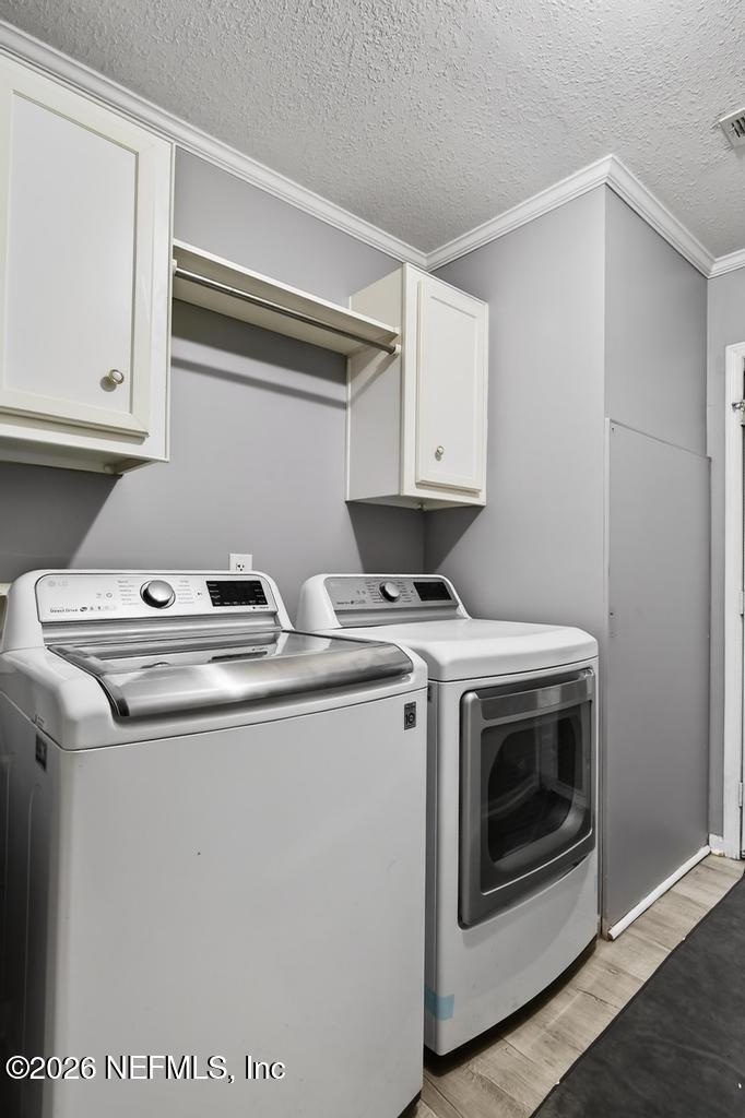 13003 Sawpit Road Jacksonville, FL 32226 - Photo 31 of 66 Laundry with backyard access