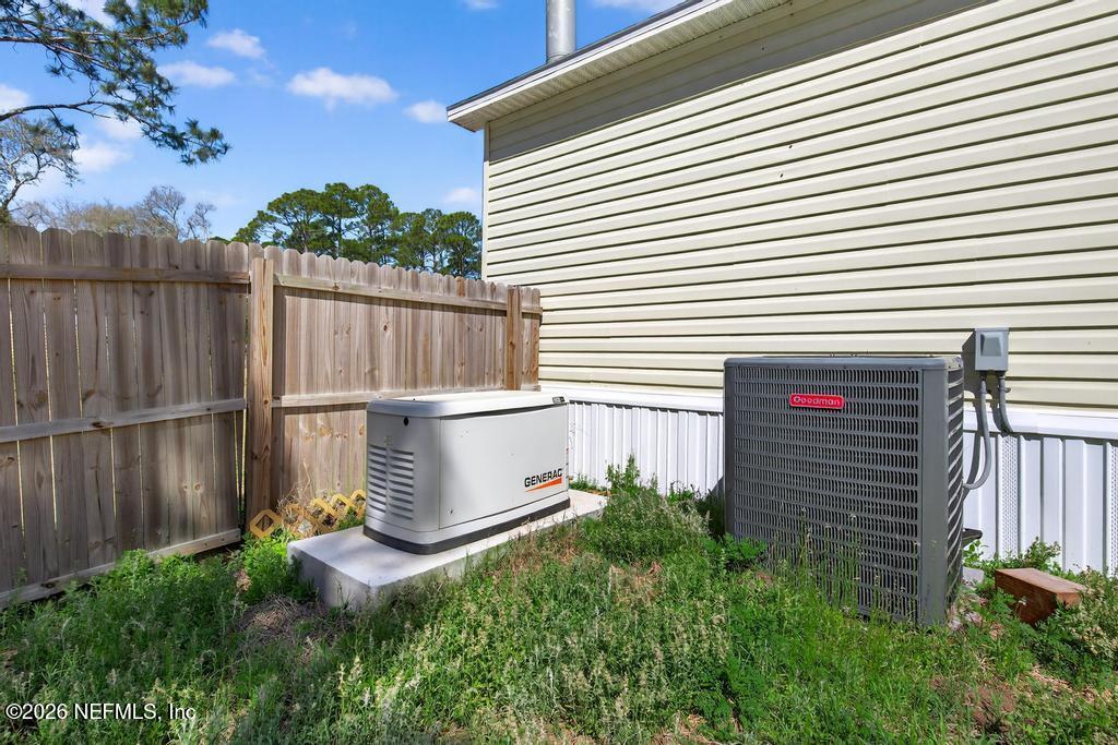 13003 Sawpit Road Jacksonville, FL 32226 - Photo 43 of 66 Newer generator and AC