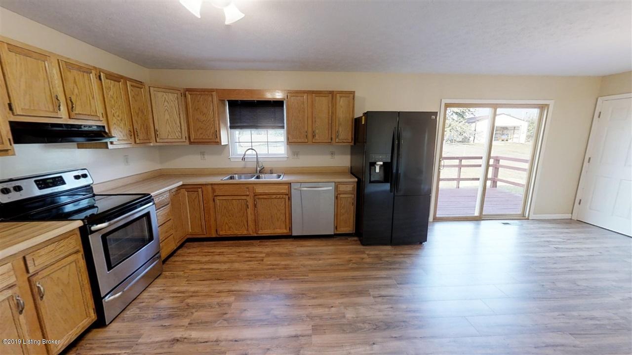263 Community Park Road Vine Grove, KY 40175 - Photo 11 of 36 full-10049862-20