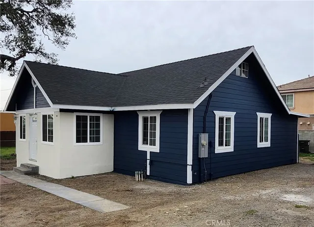 $695,000 | 7918 Sierra Avenue, Fontana, CA 92336