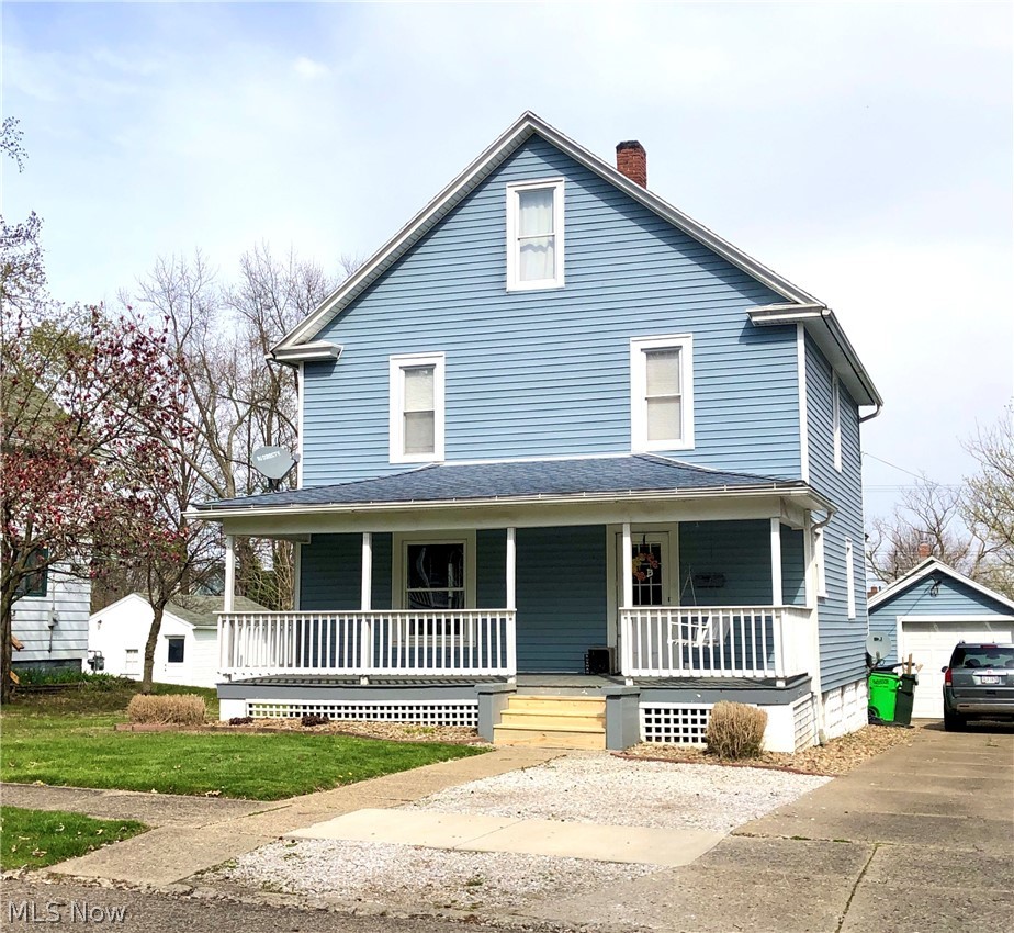 16 South 4th Street Rittman, OH 44270 - Photo 2 of 35 1800 sf of finished living space in this 2.5 story home with welcoming front porch and spacious back yard!