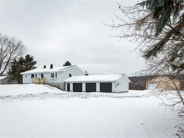 $449,000 | 21100 Highway 232, Watertown Town, NY 13601