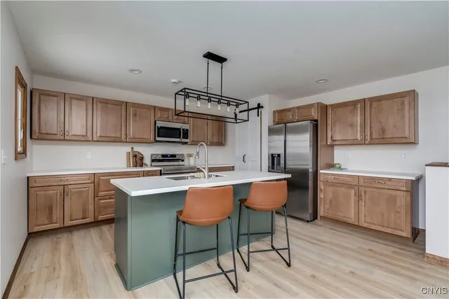 $429,000 | 21100 Highway 232, Watertown Town, NY 13601