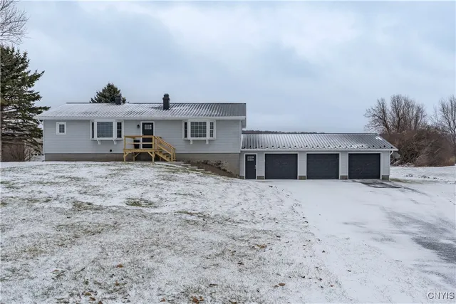 $429,000 | 21100 Highway 232, Watertown Town, NY 13601