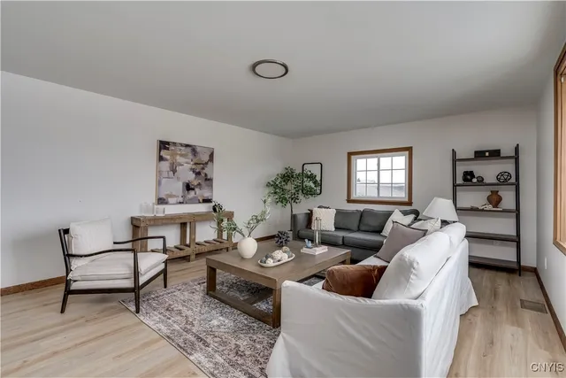 $429,000 | 21100 Highway 232, Watertown Town, NY 13601