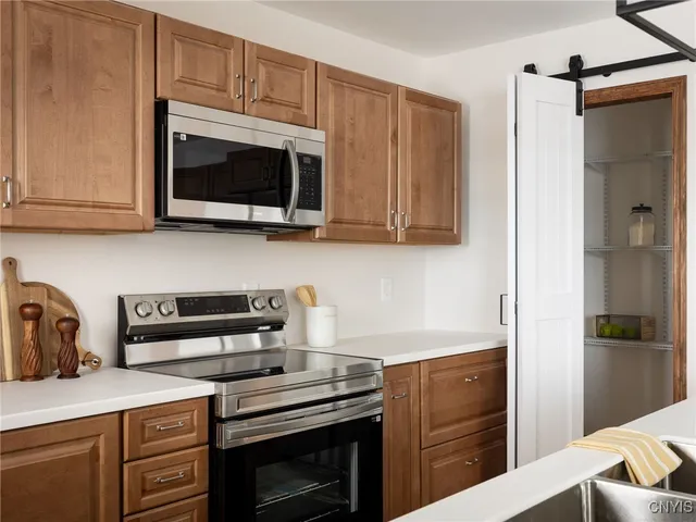 $449,000 | 21100 Highway 232, Watertown Town, NY 13601