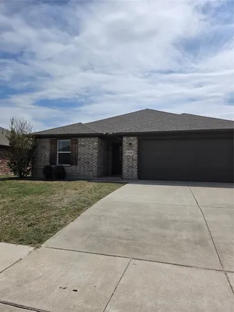 $1,750 | 3408 Brookstone Drive, Sherman, TX 75092