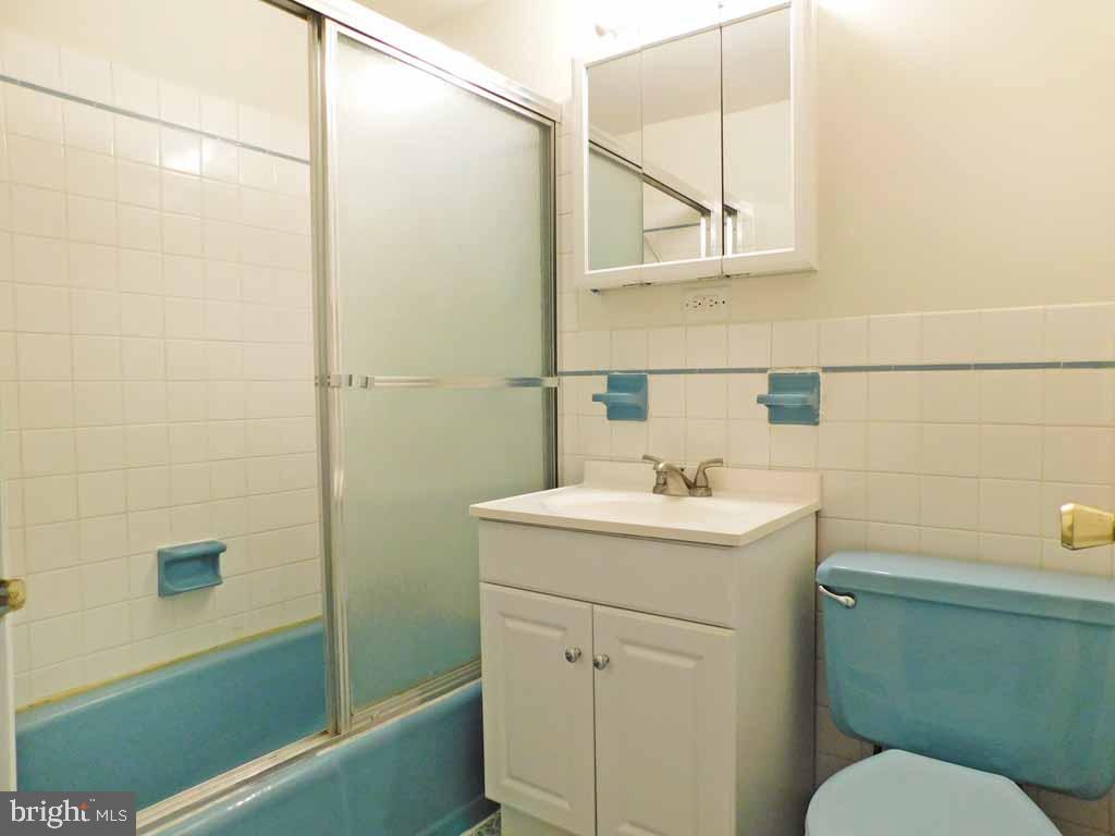731 Valley Road Warminster, PA 18974 - Photo 14 of 22 Gallery Image 14