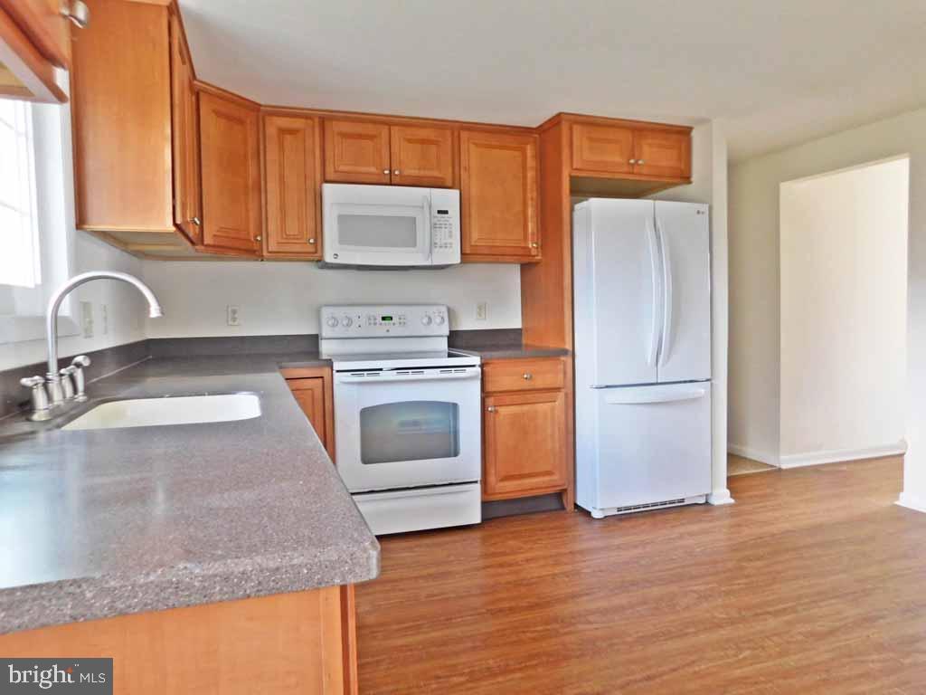 731 Valley Road Warminster, PA 18974 - Photo 8 of 22 Gallery Image 8
