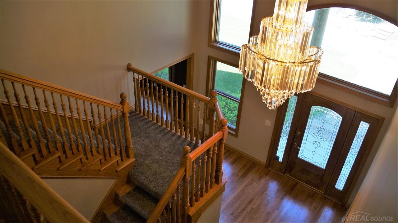 4660 Richardson Road Howell, MI 48843 - Photo 18 of 39 31304839-17.JPG