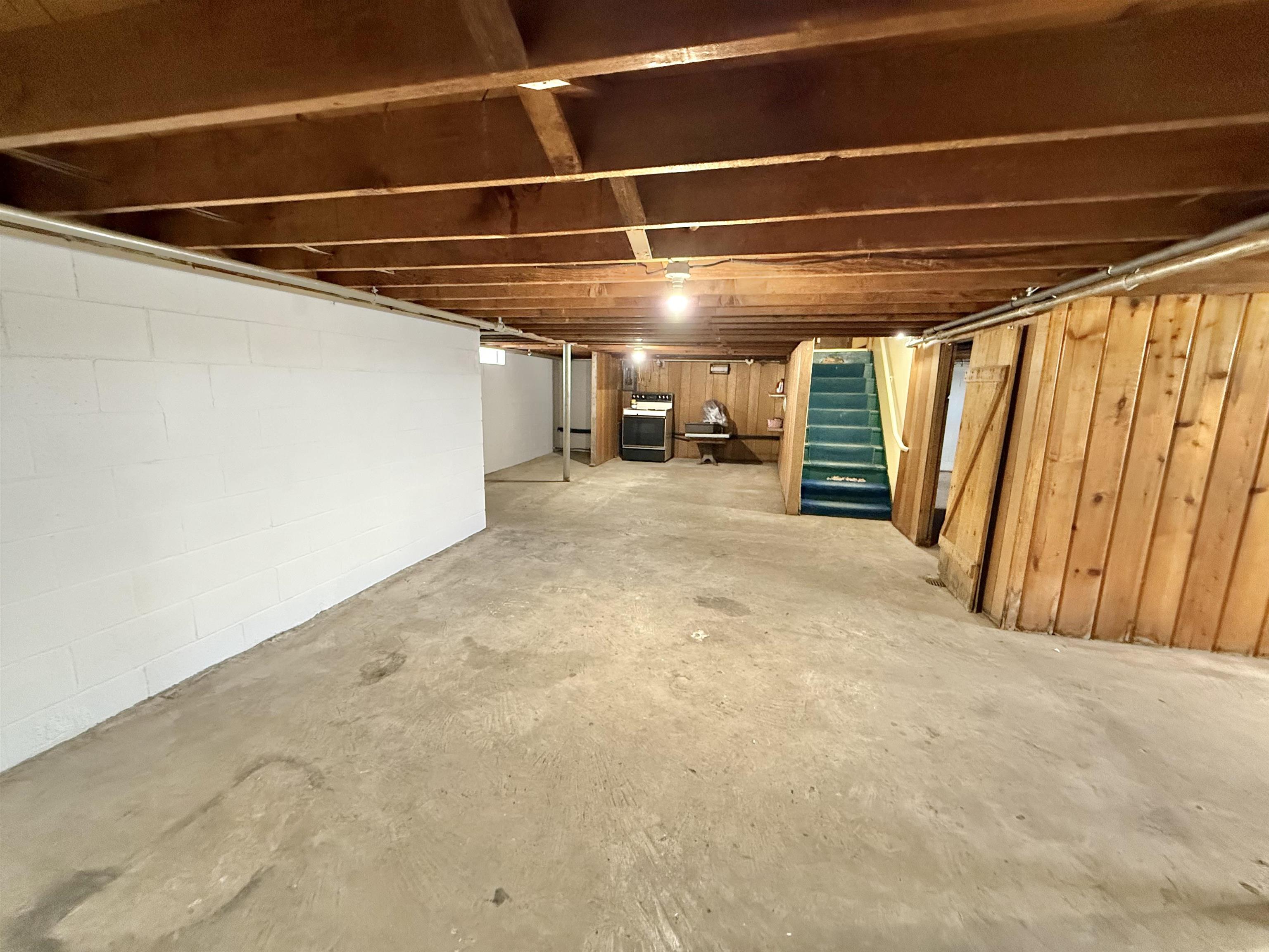566 West Parish Road Kawkawlin, MI 48631 - Photo 27 of 33
