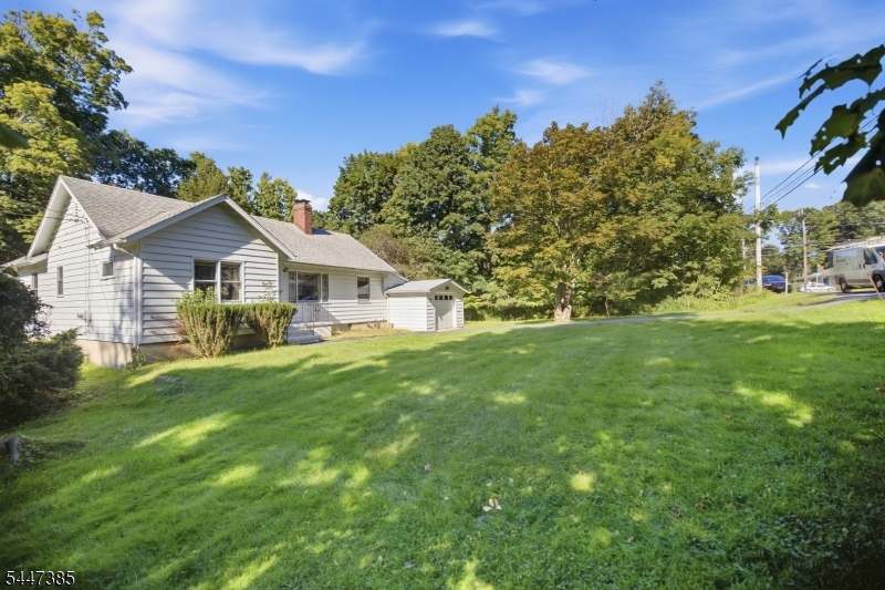 205 Glen Road Sparta, NJ 07871 - Photo 23 of 33 Gallery Image 23