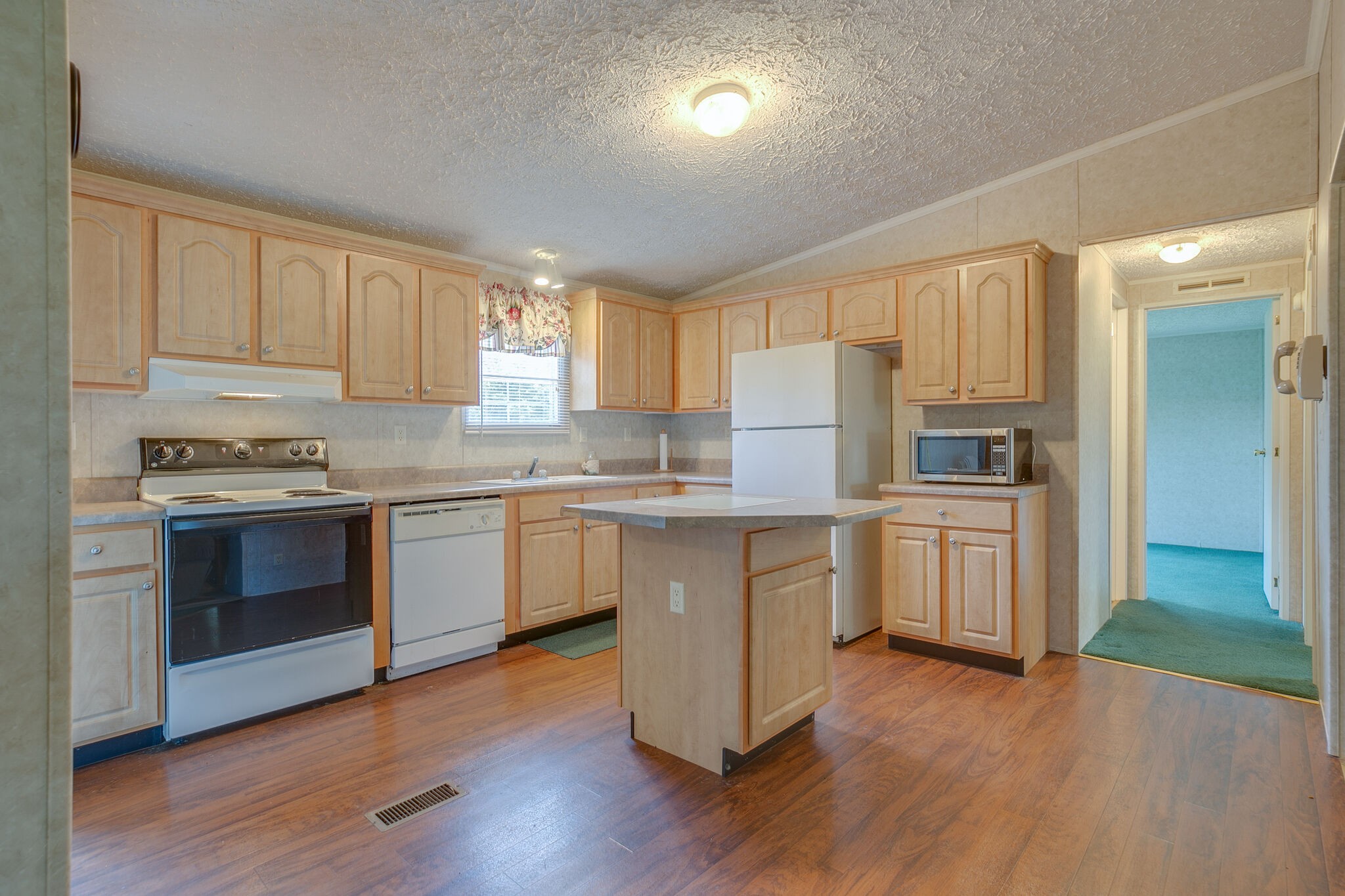 1849 Griffintown Road Sparta, TN 38583 - Photo 8 of 38 Gallery Image 8