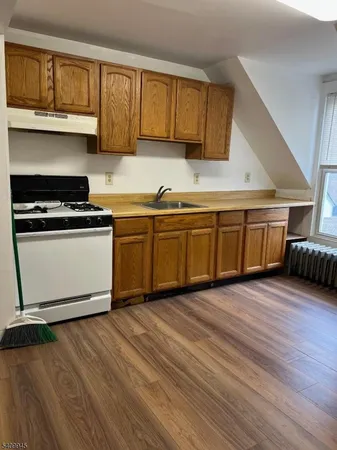 $2,400 | 118 Fulton Street, Montville, NJ 07045
