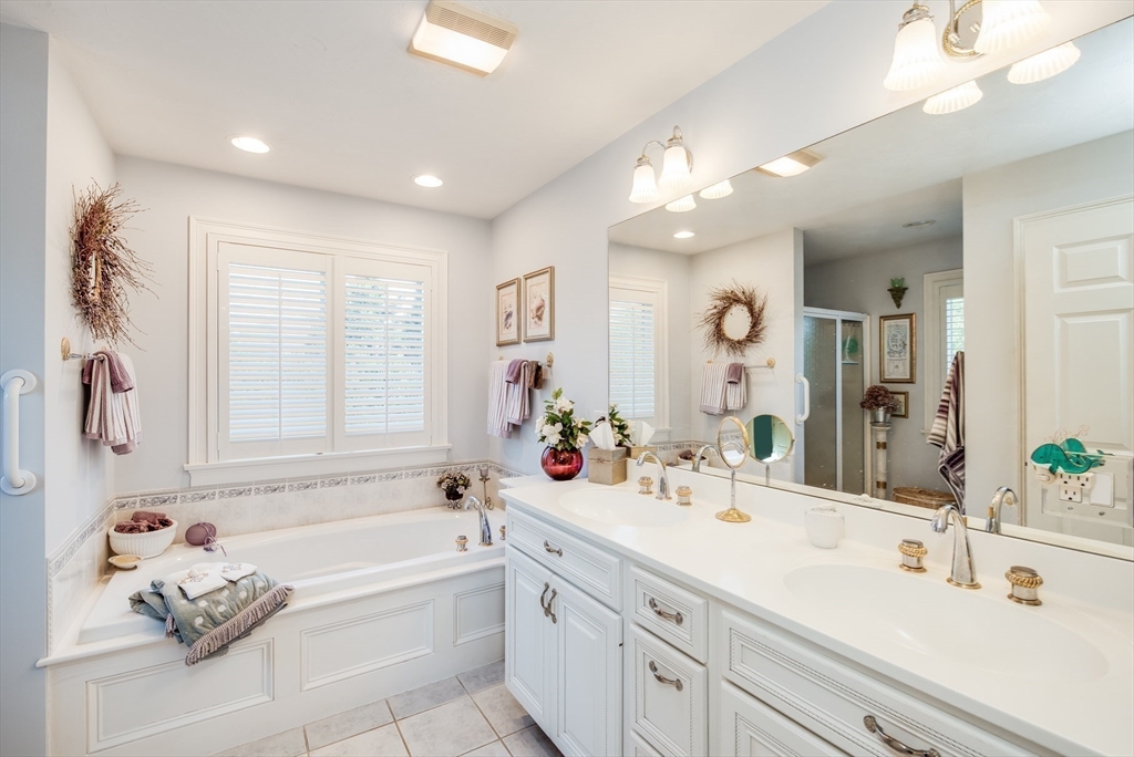 19 Fairway Pointe Road, Unit 19 Falmouth, MA 02536 - Photo 16 of 42 Gallery Image 16