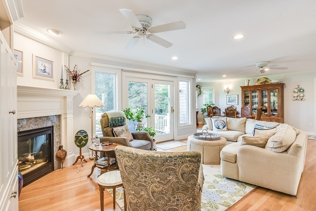 19 Fairway Pointe Road, Unit 19 Falmouth, MA 02536 - Photo 5 of 42 Gallery Image 5