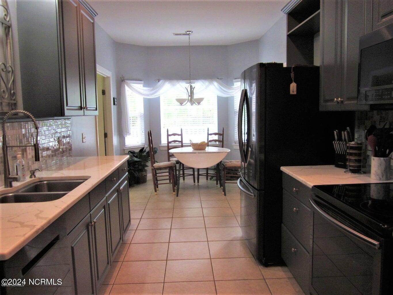 7602 Pontchartrain Road Wilmington, NC 28412 - Photo 46 of 61 Kitchen