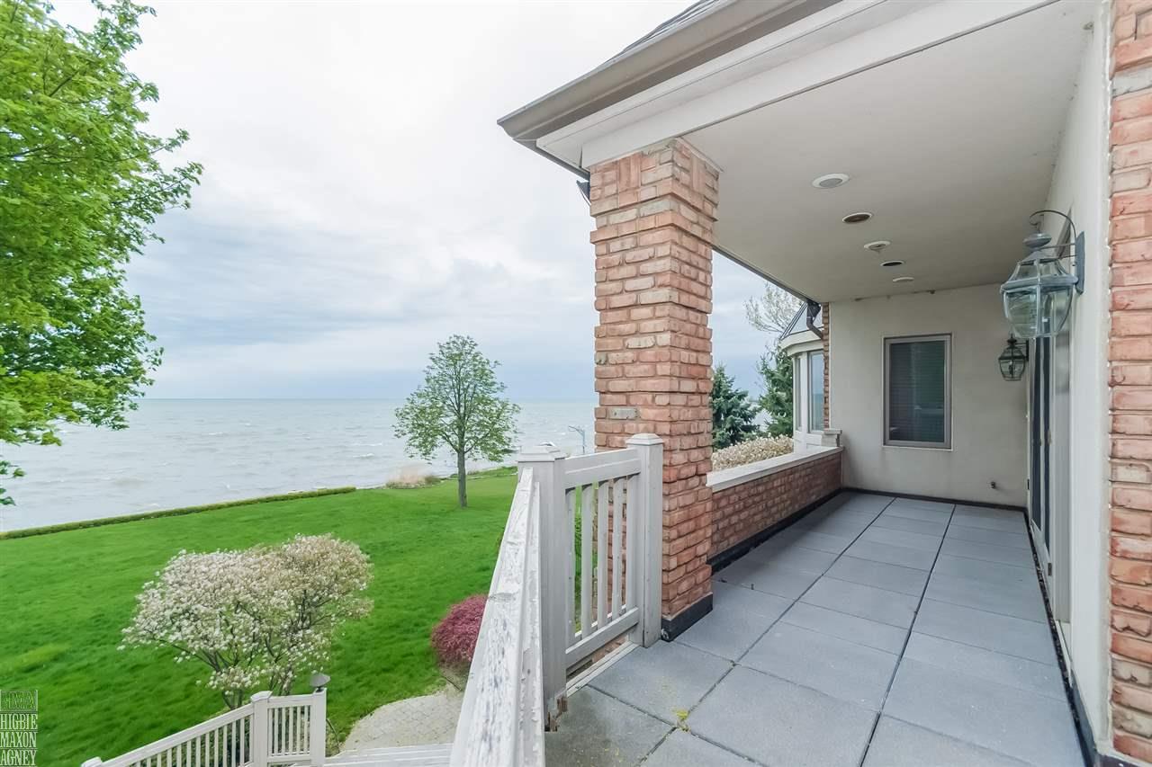 914 Lake Shore Road Grosse Pointe, MI 48236 - Photo 74 of 83 31290716-73.JPG