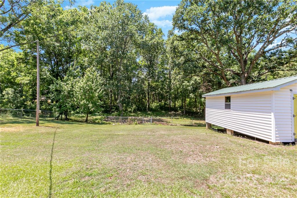 1938 Dolphin Road Lancaster, SC 29720 - Photo 28 of 31 Gallery Image 28