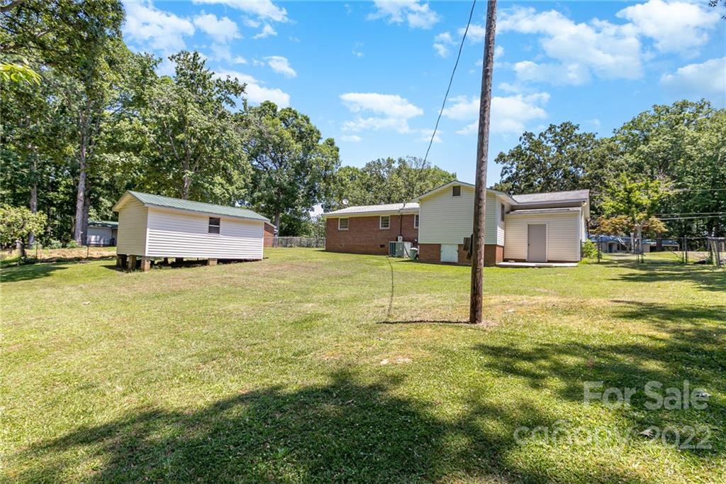 1938 Dolphin Road Lancaster, SC 29720 - Photo 30 of 31 Gallery Image 30