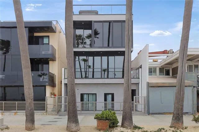 $12,950,000 | 3011 Ocean Front Walk, Venice, CA 90291