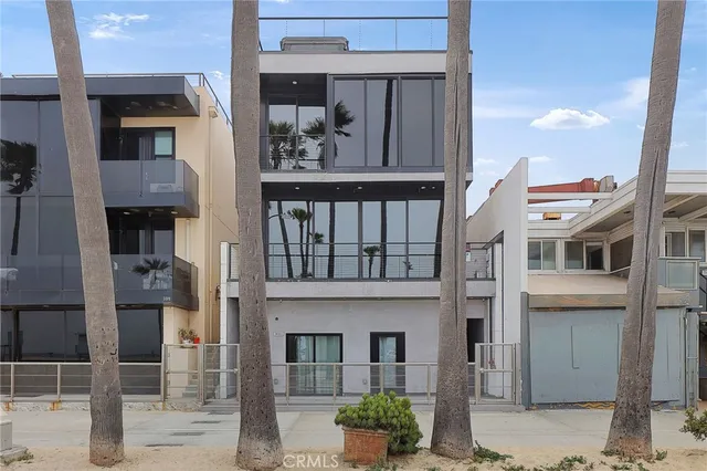 $12,950,000 | 3011 Ocean Front Walk, Venice, CA 90291